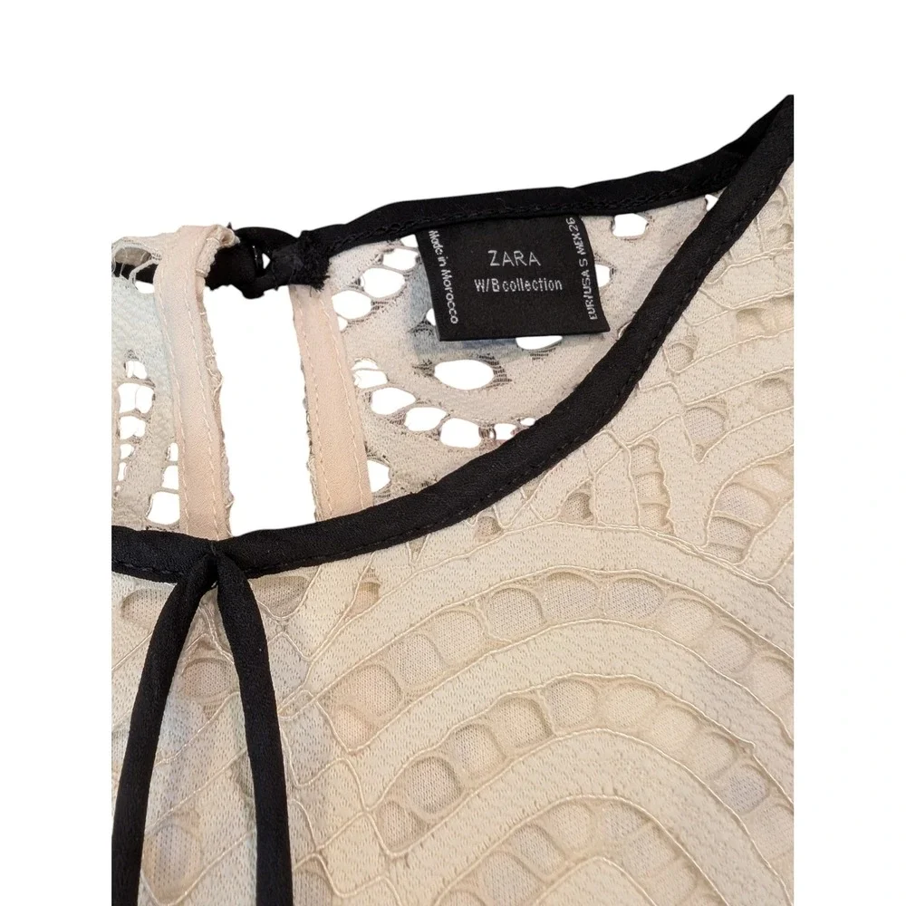 Zara Collection Sleeveless Top Ivory Lace Tie Neck Size Small Scalloped Hem